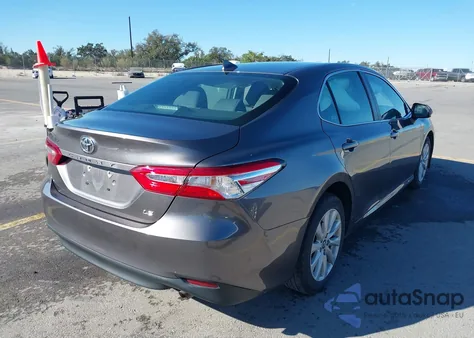 2020 Toyota Camry Le from USA, damaged, VIN 4T1C11AK0LU347370